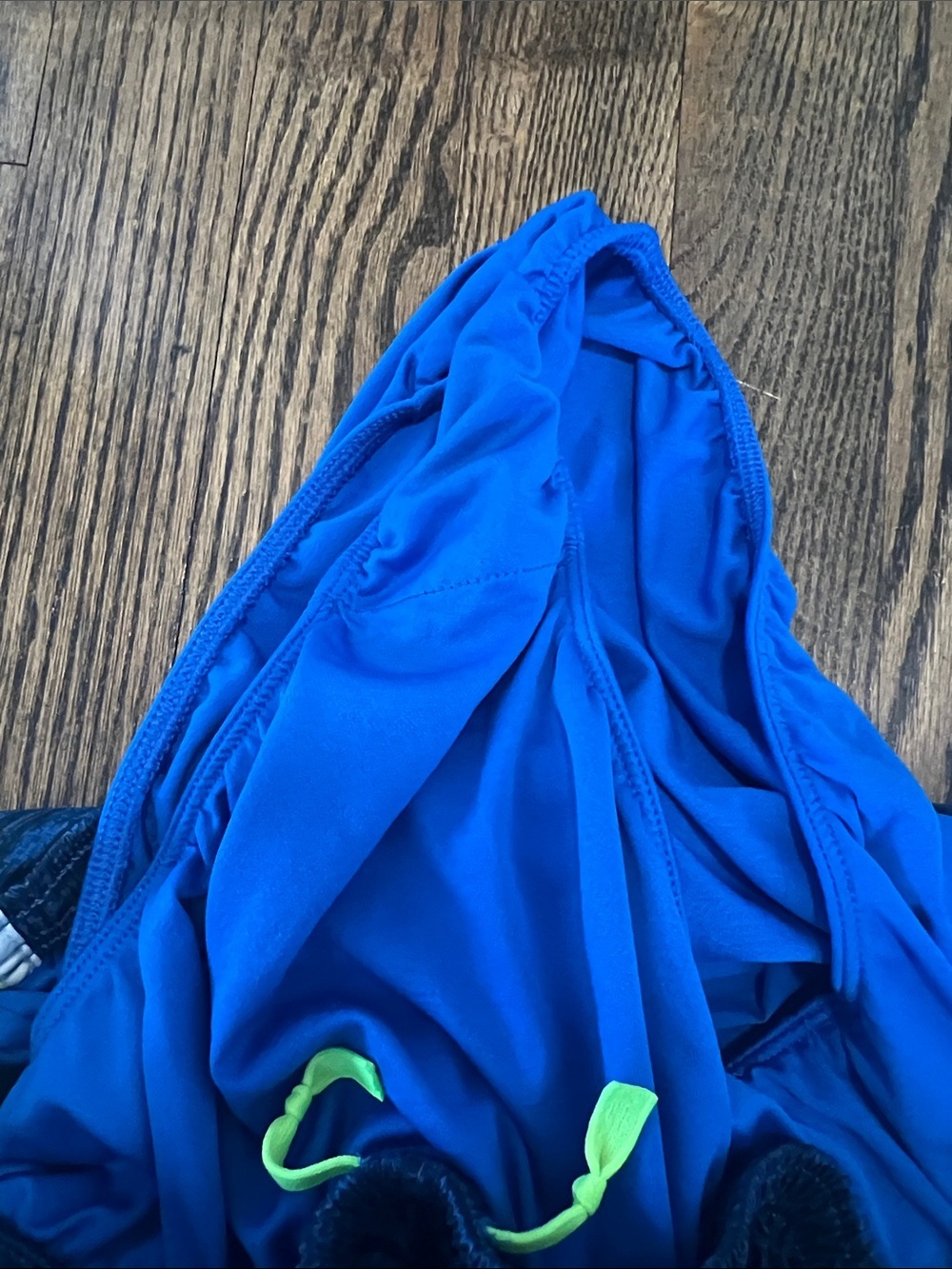 Nike Women’s Navy & Neon Yellow Athletic Running Shorts - Picture 4 of 7